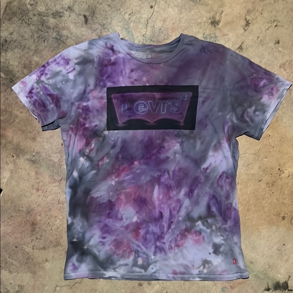 Levi's Purple and Gray Tie-Dye Tee LARGE